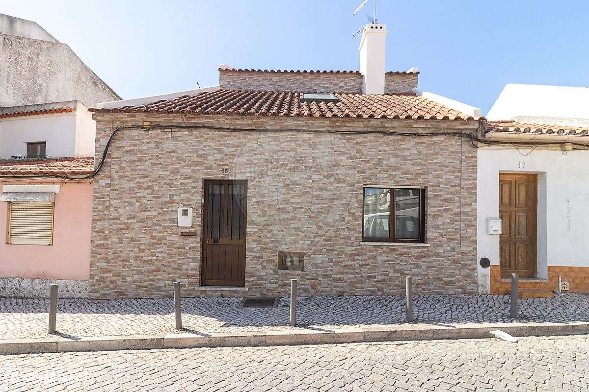 Moradia T2 para venda - Grande imagem: 2/47