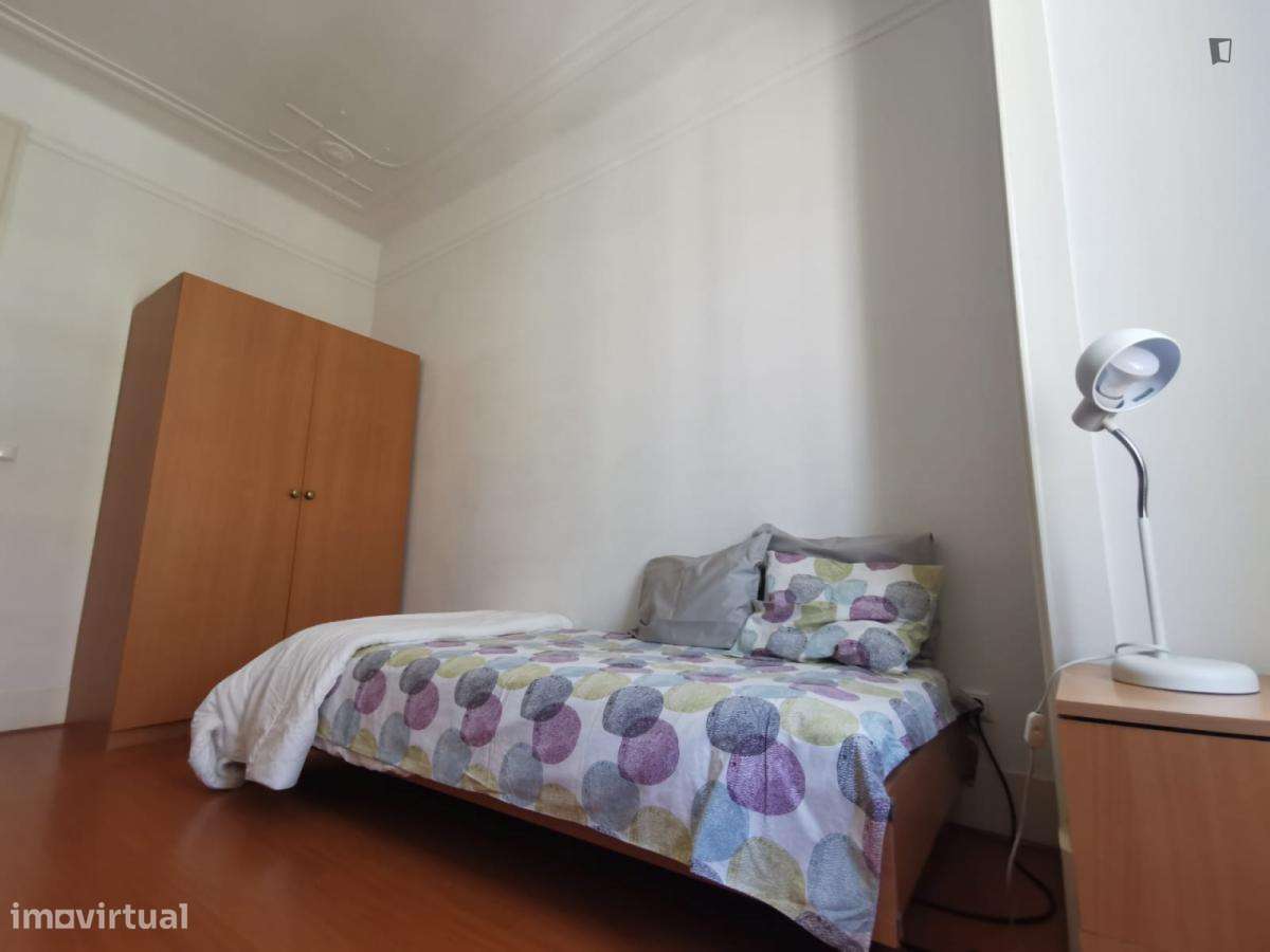 Quarto - localizado em Arroios Lisbon - Grande imagem: 5/10