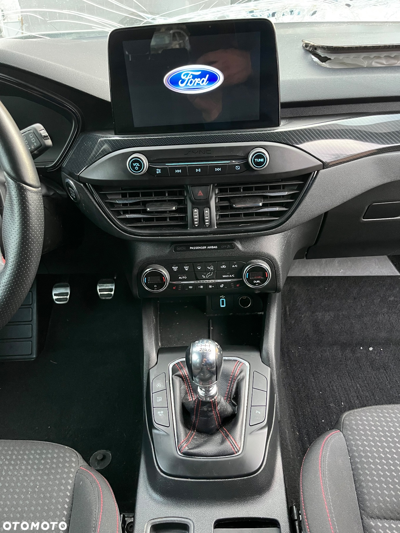 Ford Focus 1.5 EcoBoost ST-Line ASS - 18