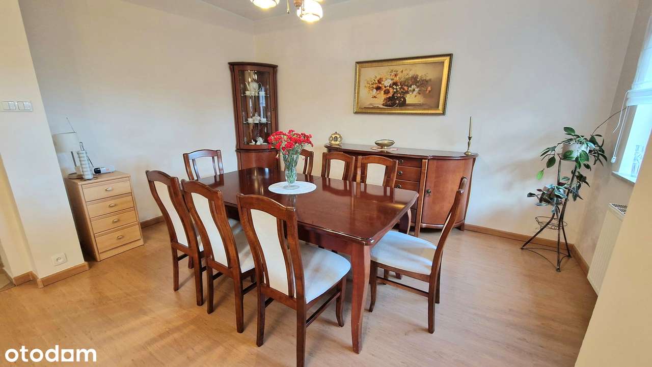 Przestronny bardzo zadbany dom, osobny garaż, zagospodarowany ogród-6