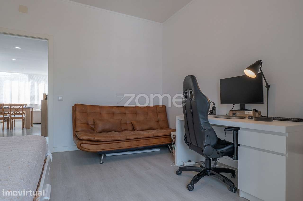Apartamento T2 à venda em Queluz-33