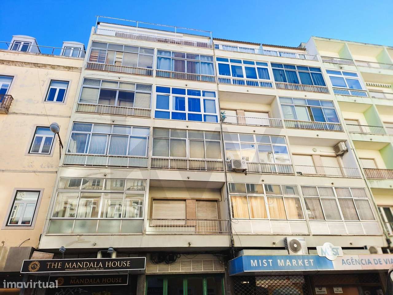 T1 | Arroios | Praça do Chile | Para renovação | Prédio com elevador-27