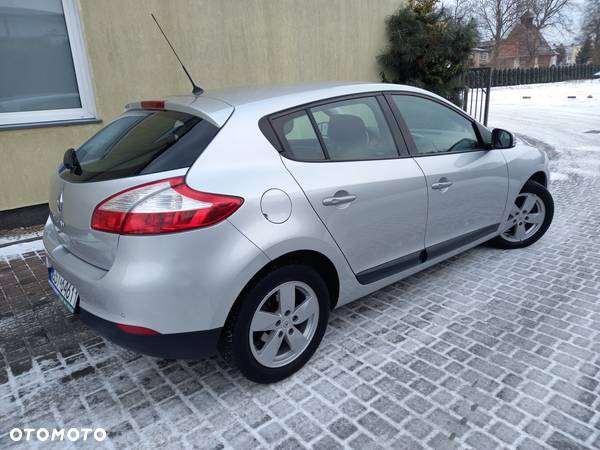 Renault Megane 1.6 16V Expression Euro5 - 4