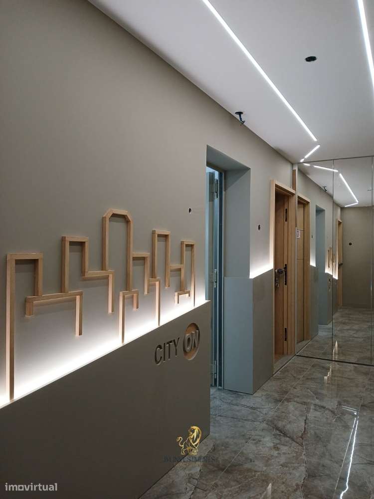 Apartamento Duplex T0 Novo-25