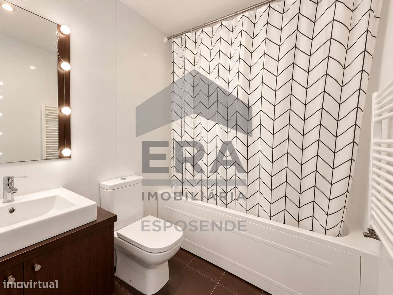 Apartamento T4 CF em Cepães, Marinhas-8
