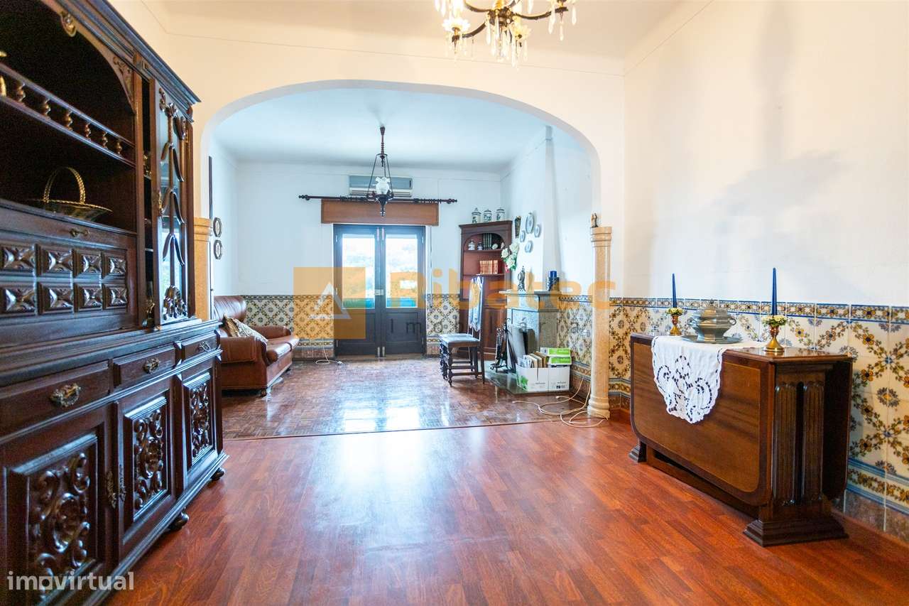 Excelente moradia na Vila de Coruche-5