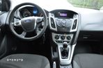 Ford Focus 1.6 16V Ambiente - 5