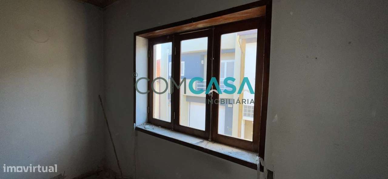 Moradia V3 reabilitação | metro fonte cuco | Senhora Hora Matosinhos-19