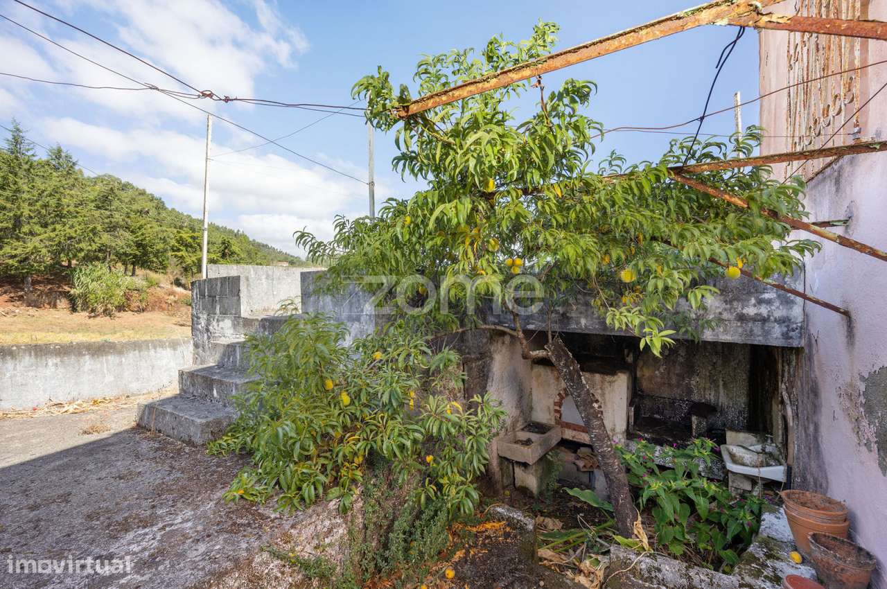 Moradia T2+2 | Garagem | Alvaiázere | Ao abrigo do Simplex-15