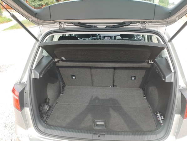 Volkswagen Golf Sportsvan 1.6 TDI BlueMotion Technology Comfortline - 23
