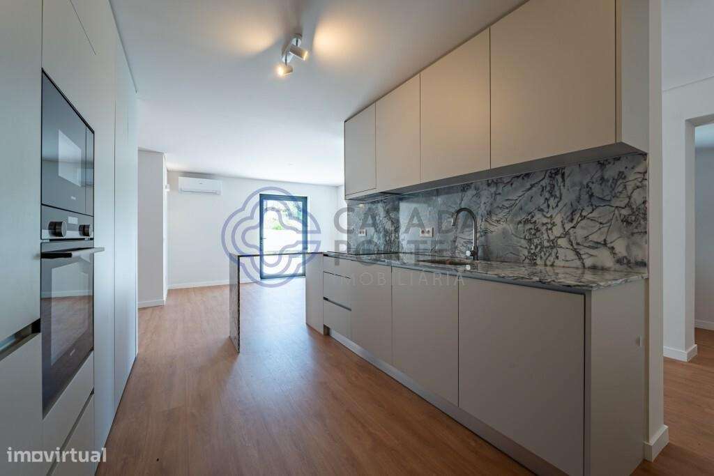 Moradia T4 + 1 NOVA  de duas suítes com enorme terraço e vista Rio| Co - Grande imagem: 5/33