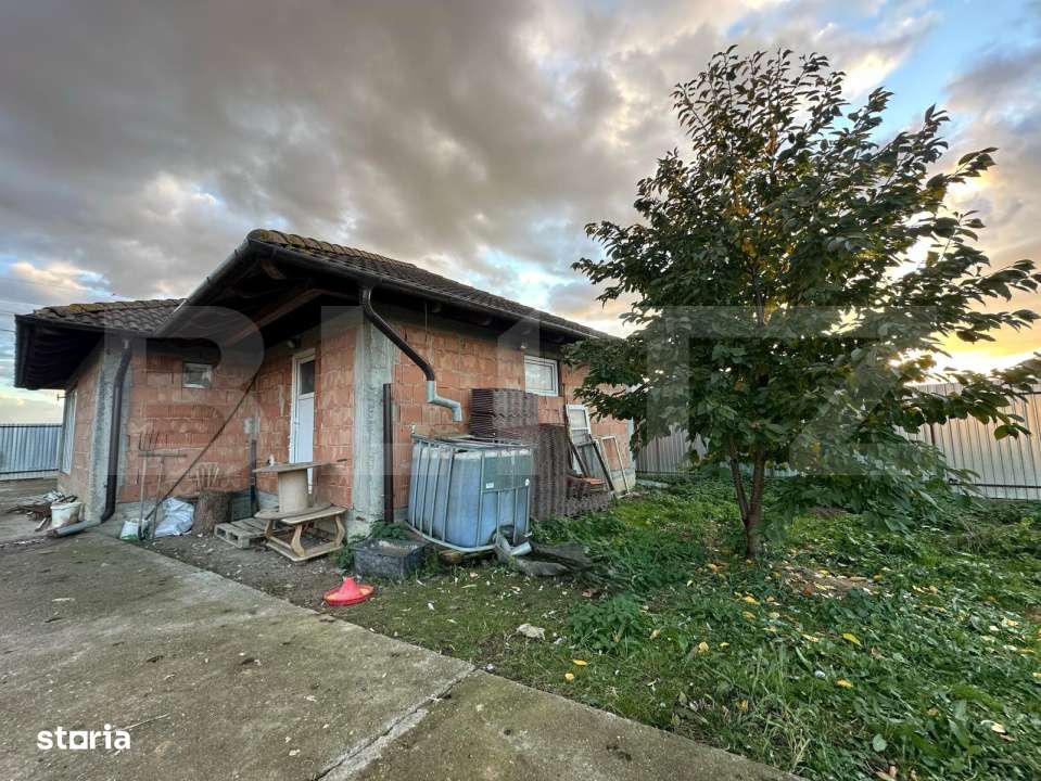 Casa de vanzare cu teren 15 ari - Zona Vetis - Imagine principală: 3/5