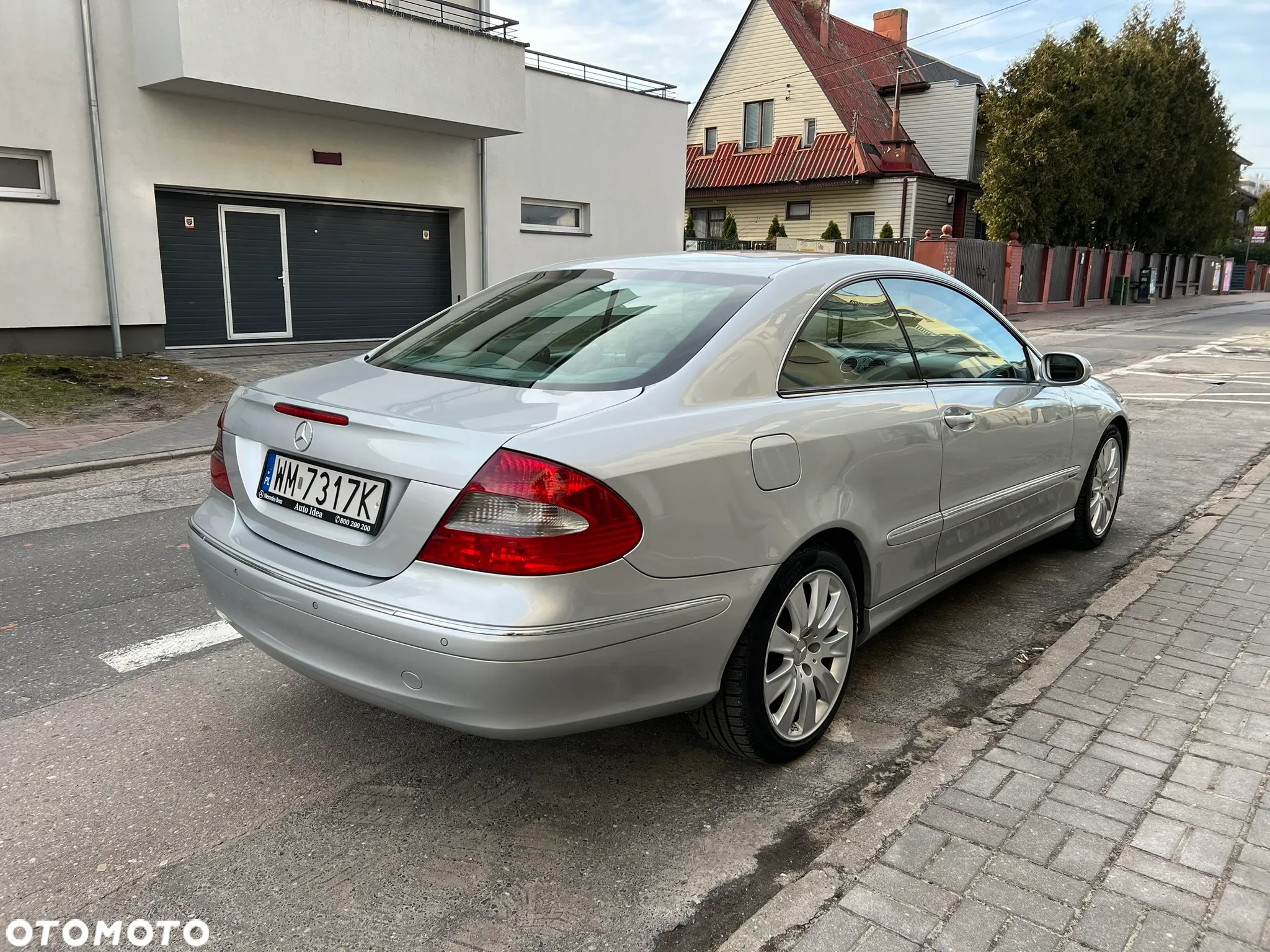 Mercedes-Benz CLK - 4