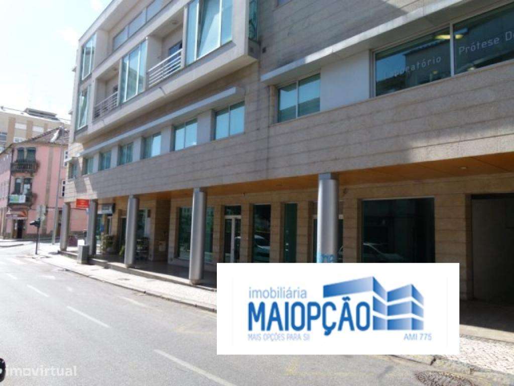 Garagem em Viseu - Grande imagem: 1/3