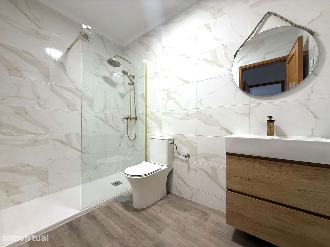 Apartamento T3 com Suíte, Varanda e Garagem – Praia do Furadouro-23