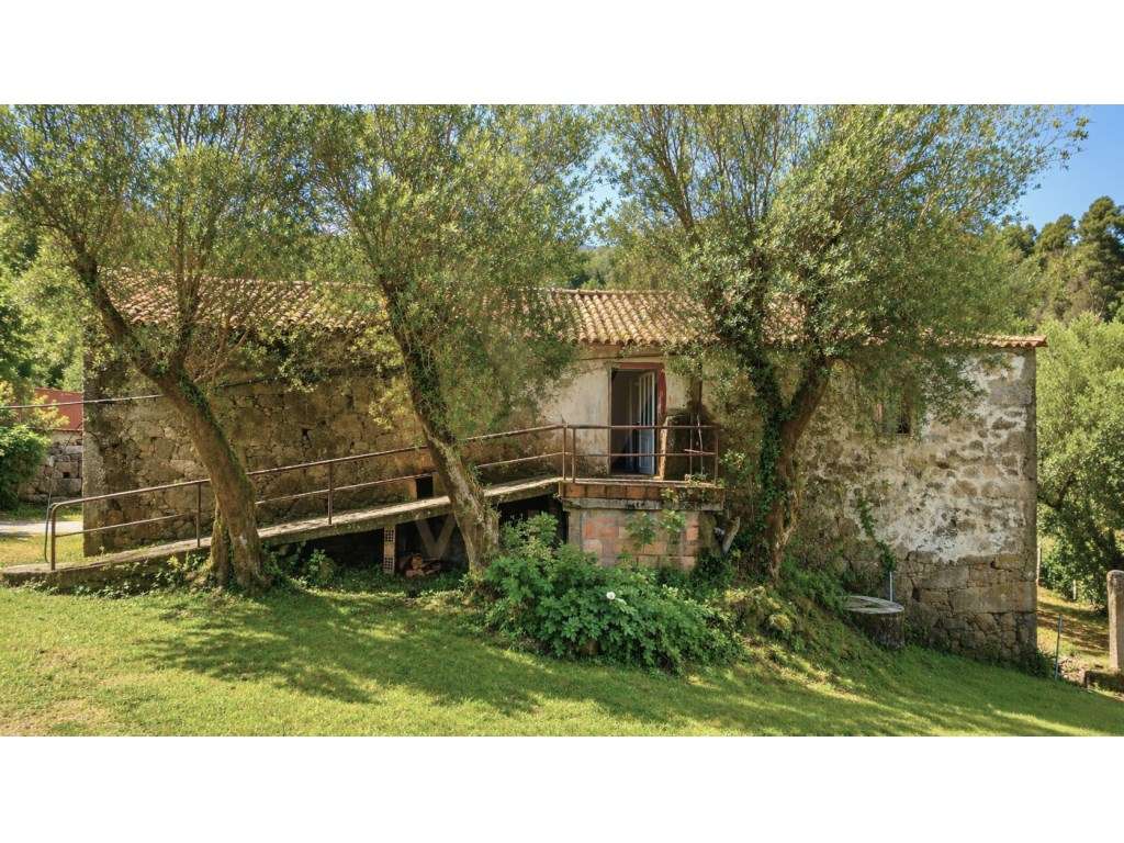 Casa Antiga T3 para Restauro | Facha - Ponte de Lima-5