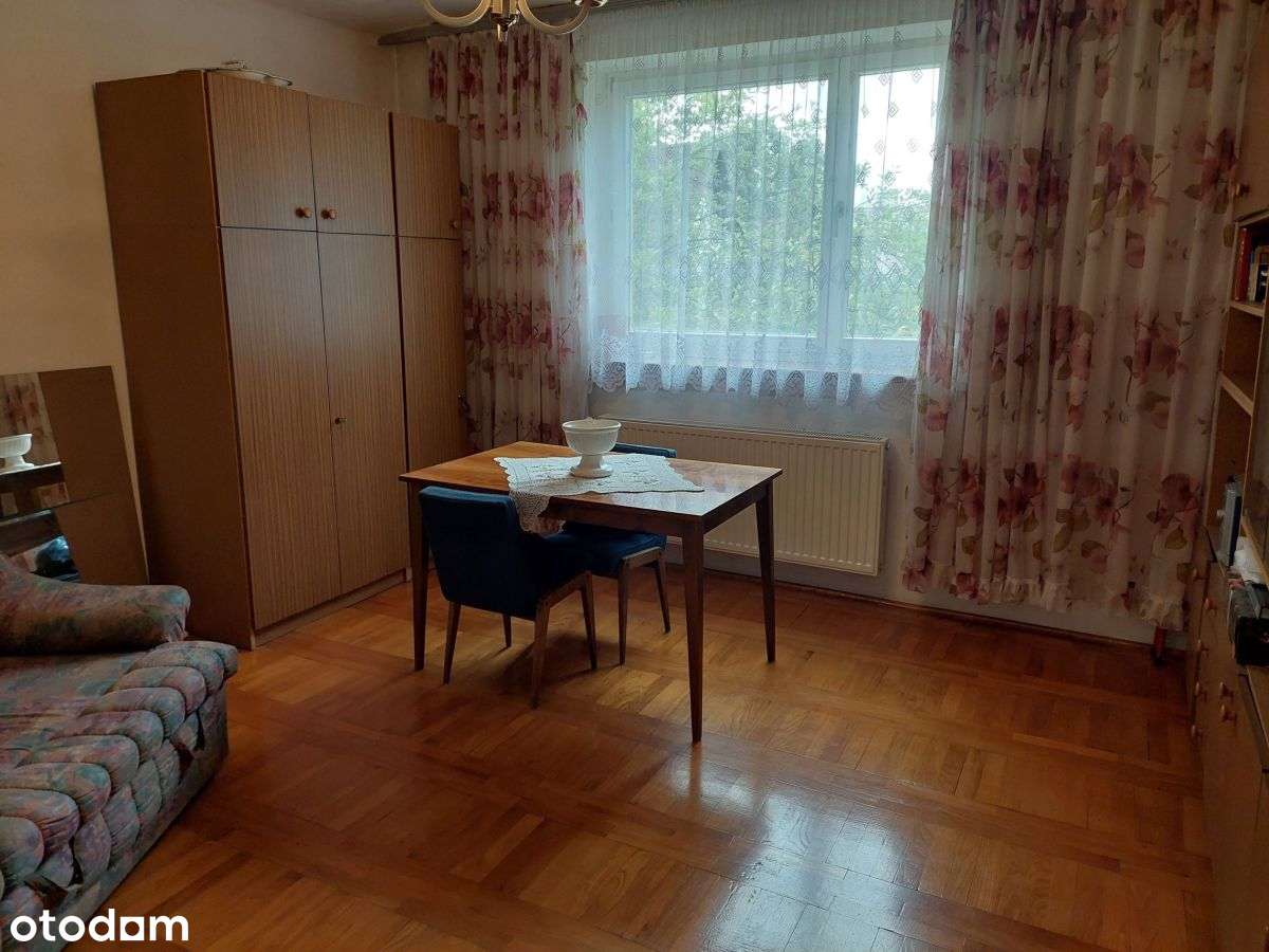 Dom jednorodzinny na dużej działce-7