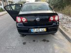 VW Passat 2.0 TDI DPF BlueMotion Comfortline - 3