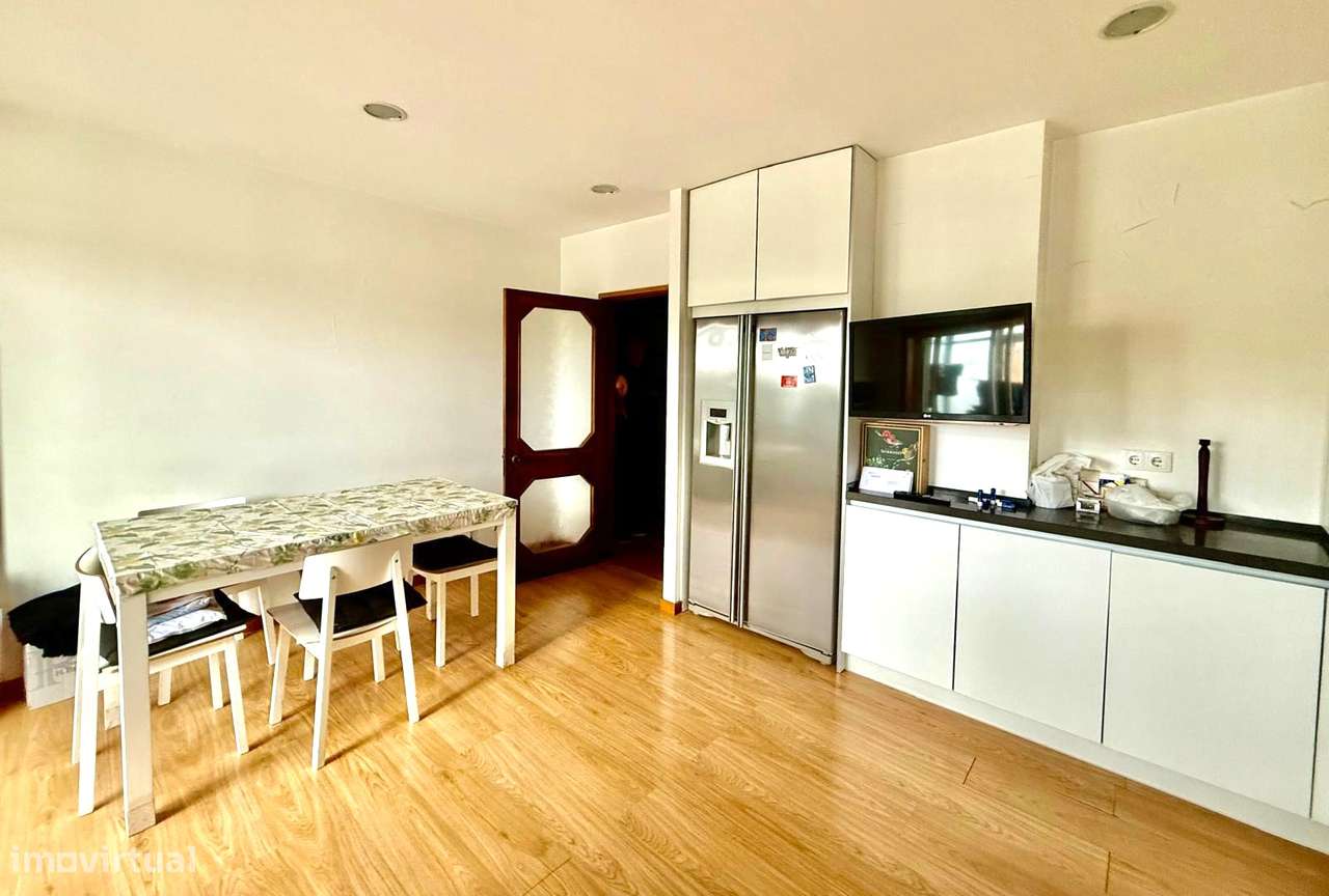 Apartamento T4 em pleno centro da cidade - Grande imagem: 2/32