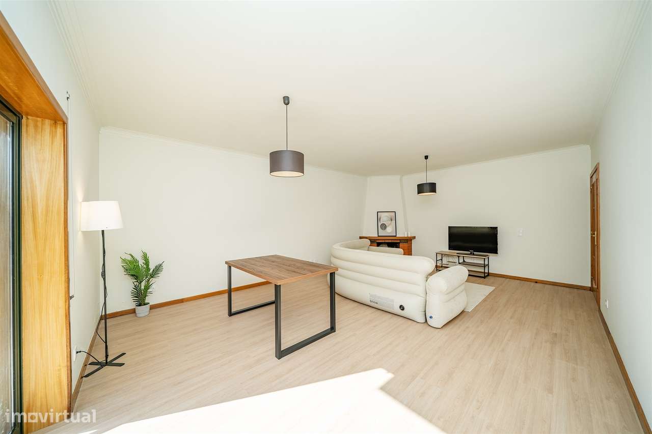 Apartamento T2 Venda em Braga (São José de São Lázaro e São João do So-11