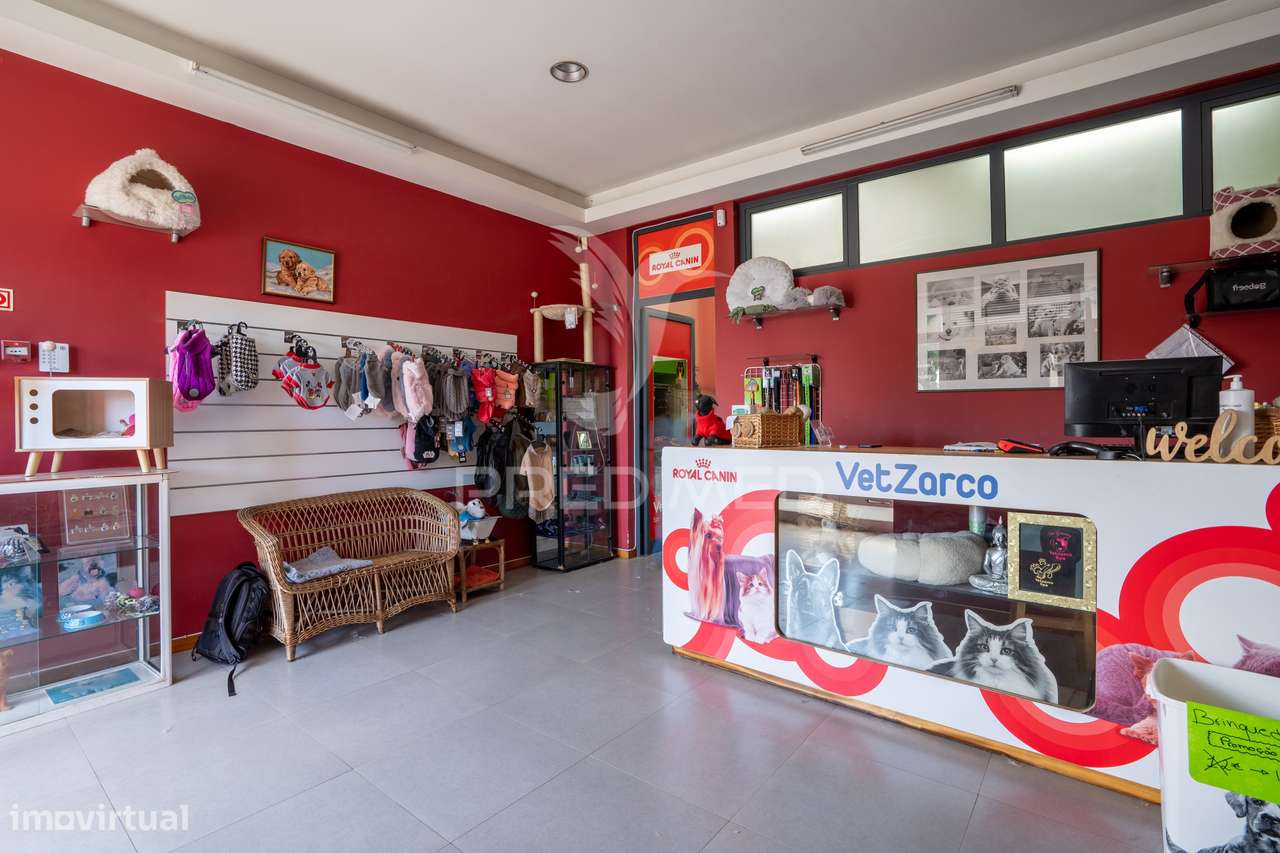 Espaço Comercial na Cancela Caniço Santa Cruz-7