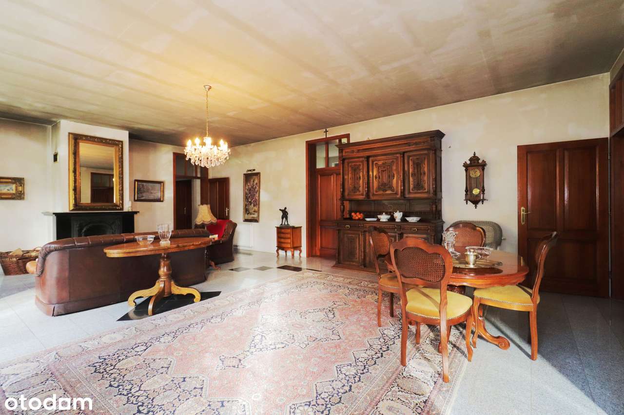 Dom w klasycznym stylu,  ogród, garaż dwustanowiskowy | Krężnica Jara-4