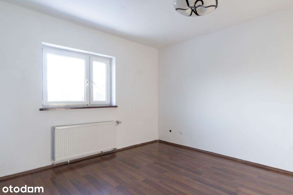 Mieszkanie na poddaszu z balkonem + m. postojowym!-7