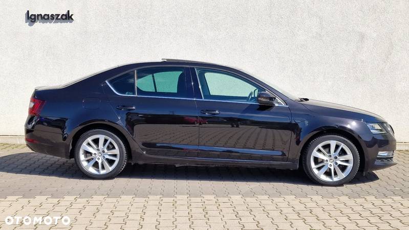 Skoda Octavia 2.0 TDI Style DSG - 9