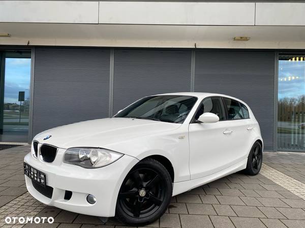 BMW Seria 1 120i Edition Sport - 1