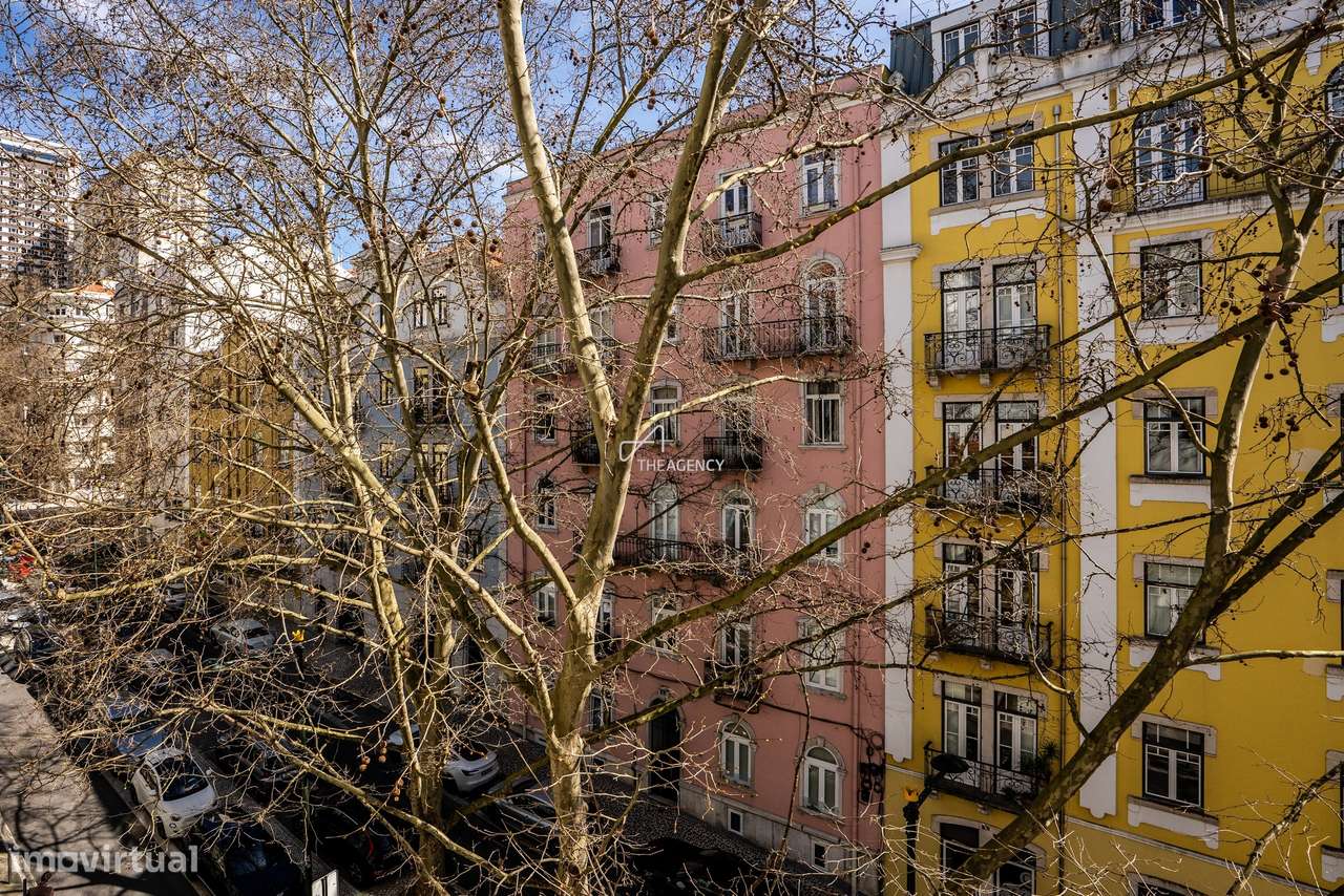 Apartamento T1 com Garagem na Rua Viriato – Avenidas Novas | Lisboa-15