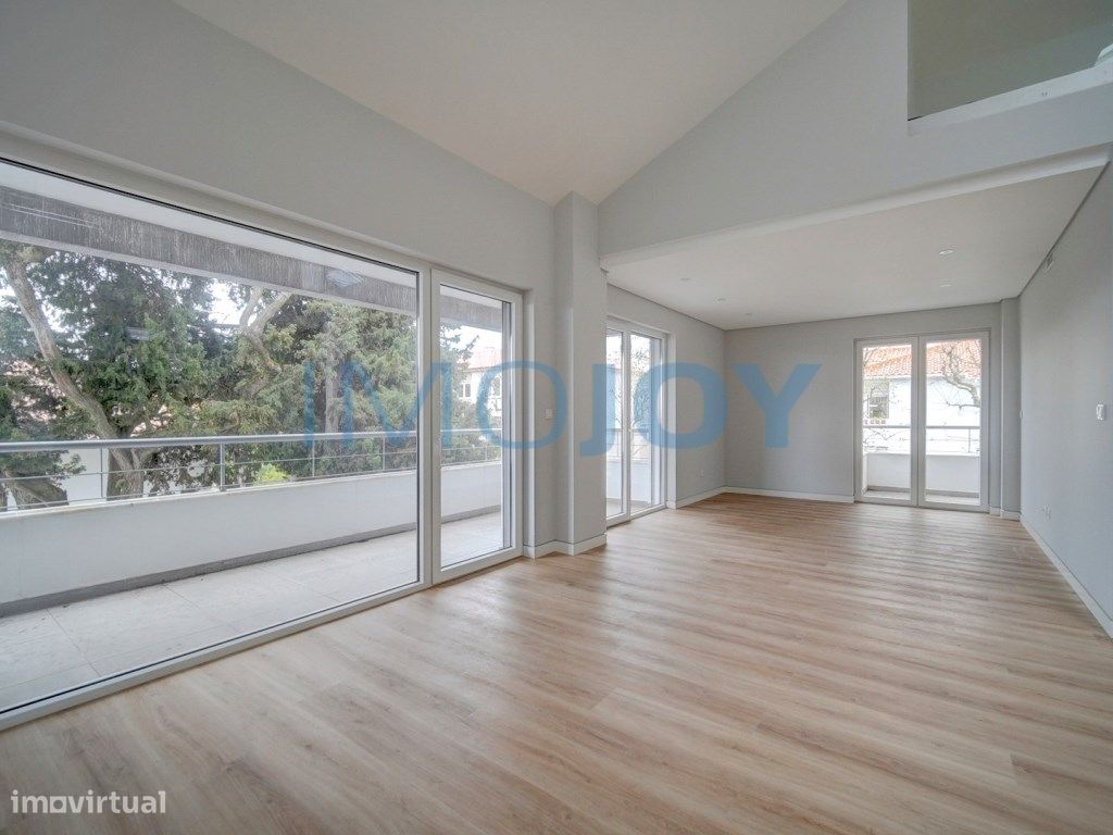 Fantastico T3 +1 ( Duplex ) em Carcavelos - Grande imagem: 1/38