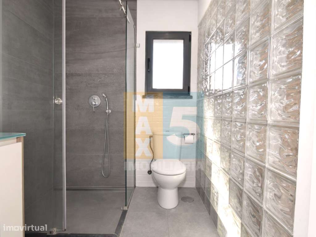 Moradia com 2 terraços em zona calma - Montijo-25