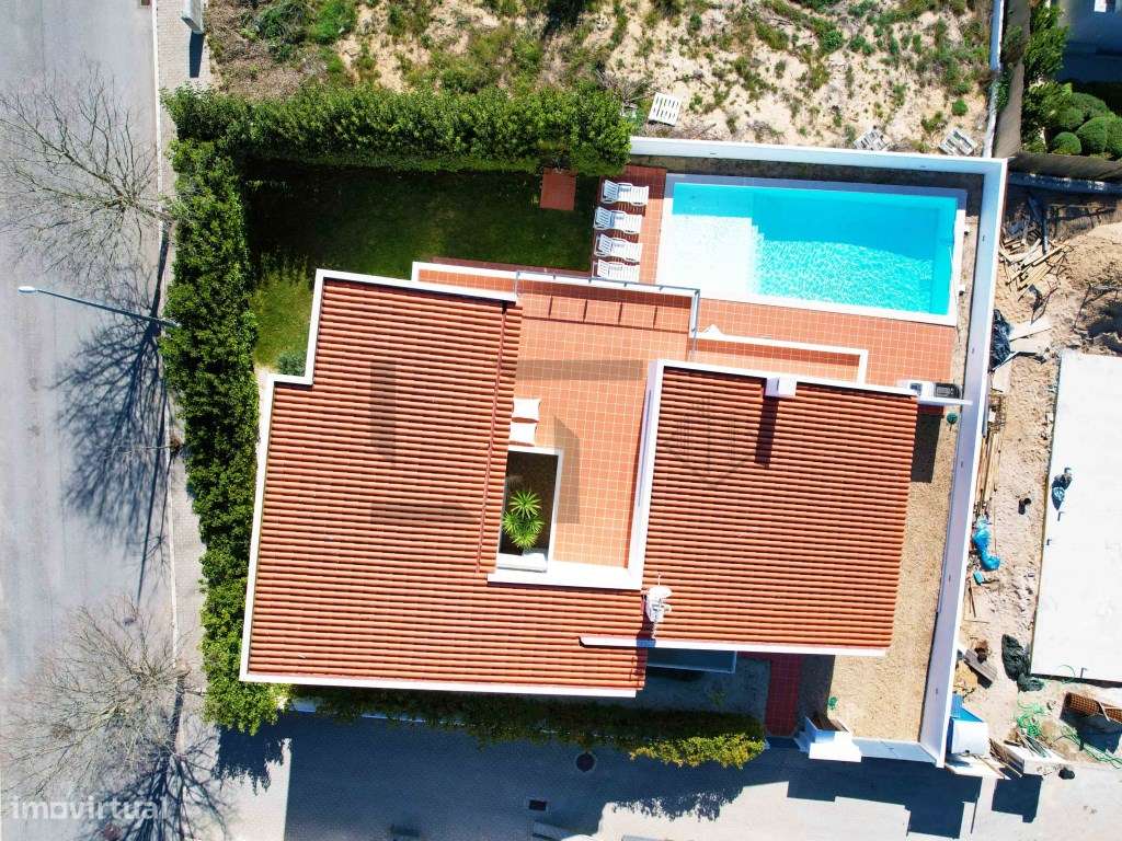 Moradia V4 com Piscina para Venda na Comporta-4