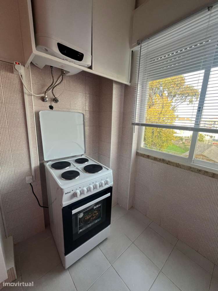 Apartamento com 1 quartos - localizado em Amadora Lisbon - Grande imagem: 4/7