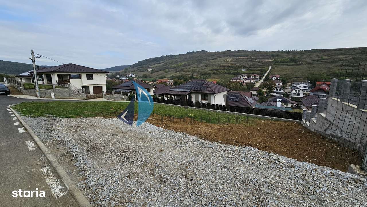 Teren 600 m, zona superba - Imagine principală: 3/4