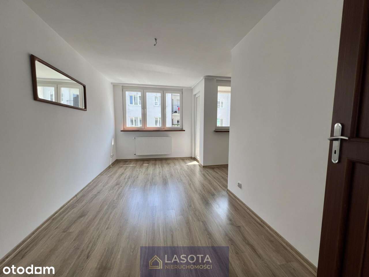 Słoneczne 3 pokojowe mieszkanie w Centrum Miasta-1