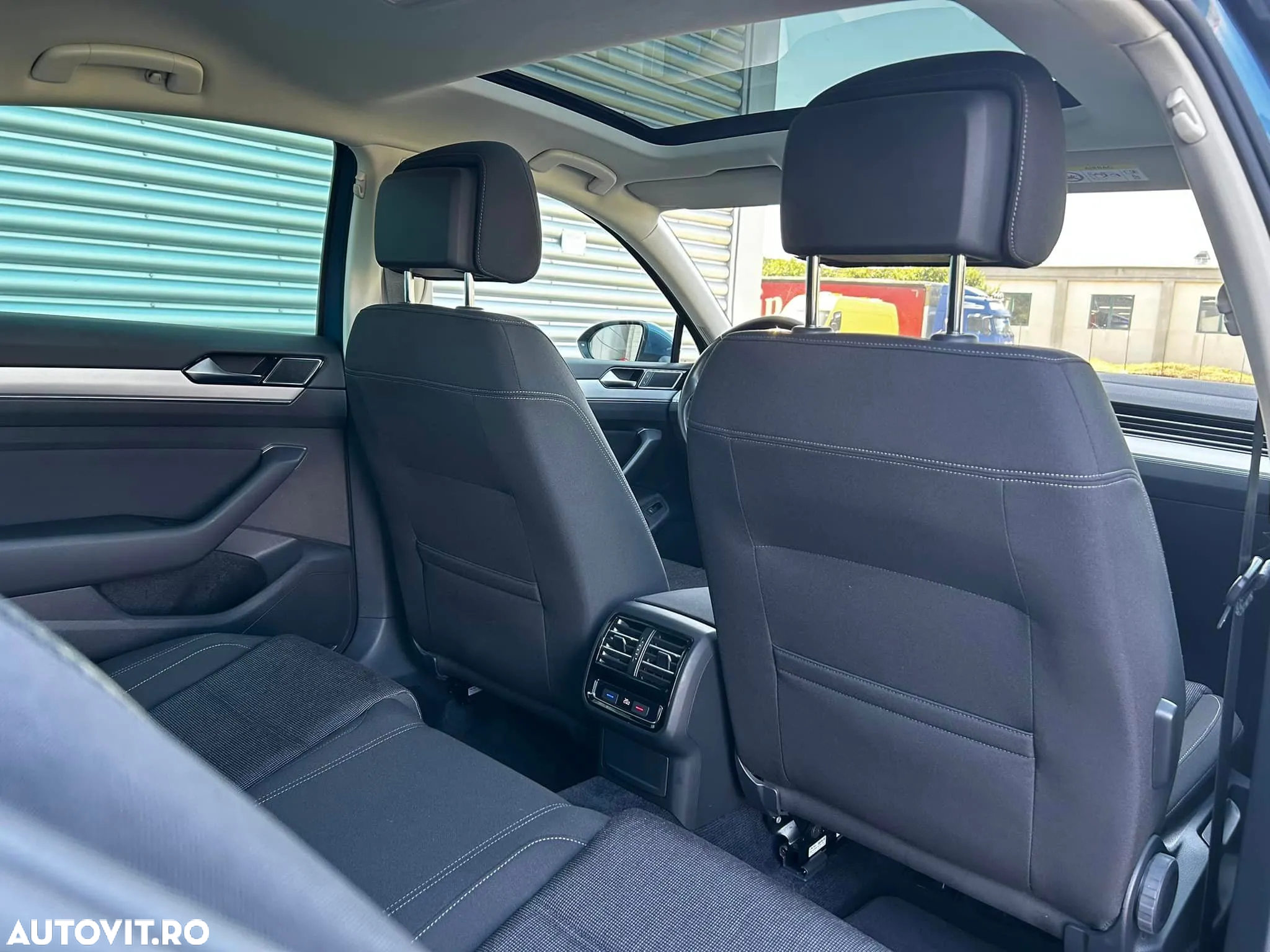 Volkswagen Passat Variant 1.4 TSI BlueMotion Technology DSG Comfortline - 23