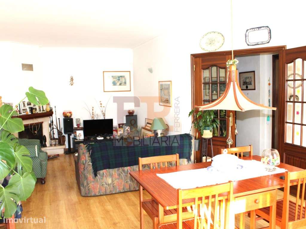 Apartamento T2 com Terraço! Urbanização Portais Arrábida, Palmela-11