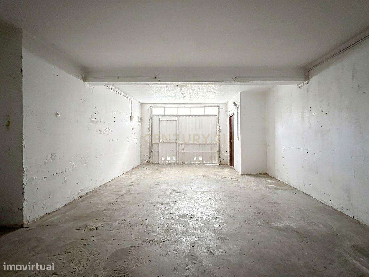 Casa T2  + 1 em, Alcobaça - Vista Deslumbrante para a natureza1 k de A-34