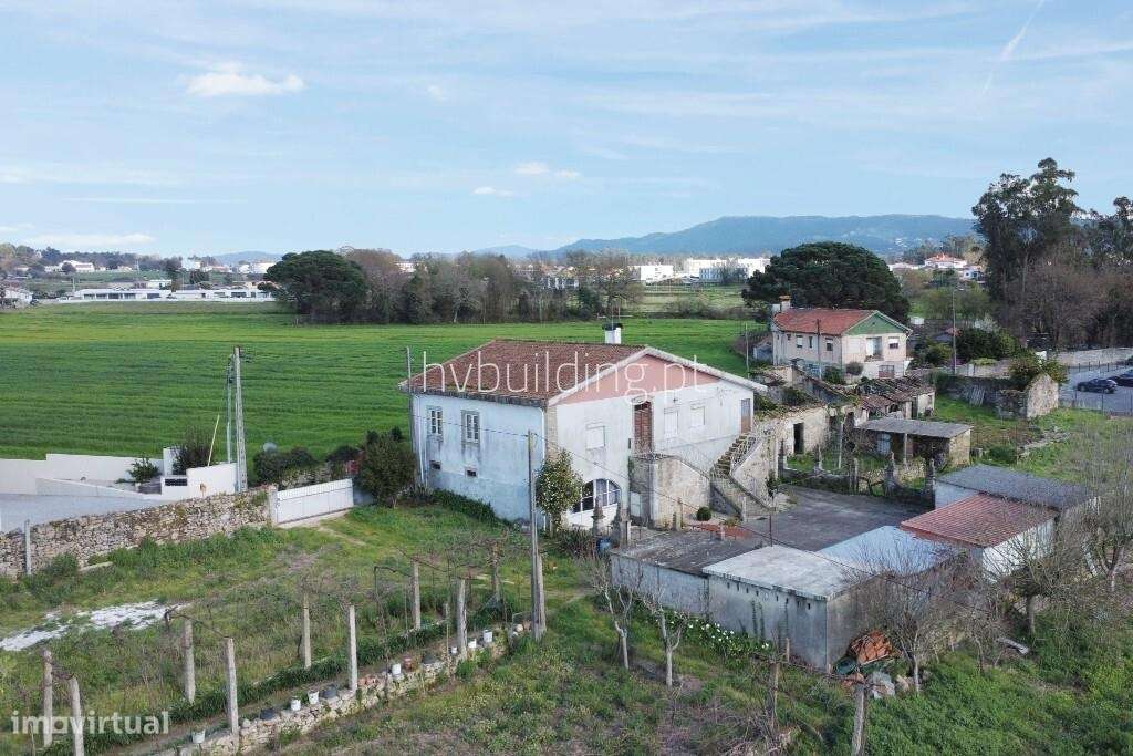 Quintinha localizada em  Tamel (São Veríssimo) - Grande imagem: 3/15