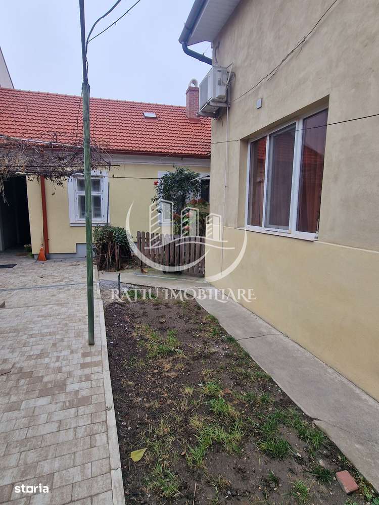 Casa cu 3 camere | Zona Ultracentrala | Oradea-11