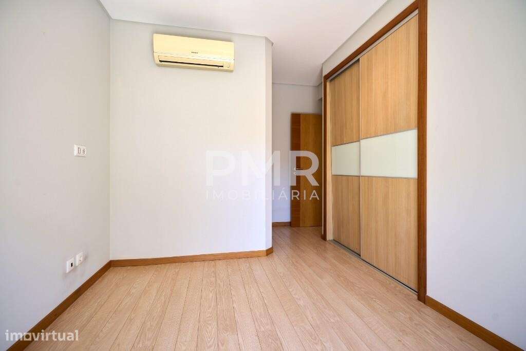 Apartamento T3 na Amora-15