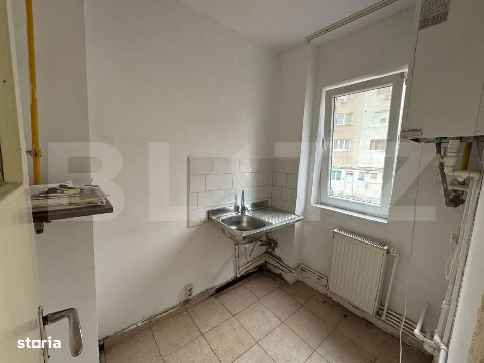 Garsoniera de vanzare, 27 mp, zona Micro 15 - Imagine principală: 2/6