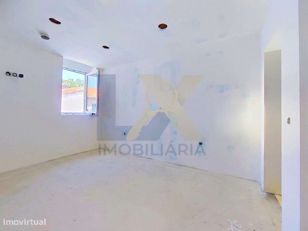 Moradia T3+2 Térrea em Esgueira à Venda!!-8