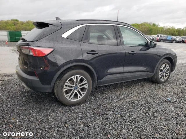 Ford Escape 1.5 EcoBoost AWD SE - 3