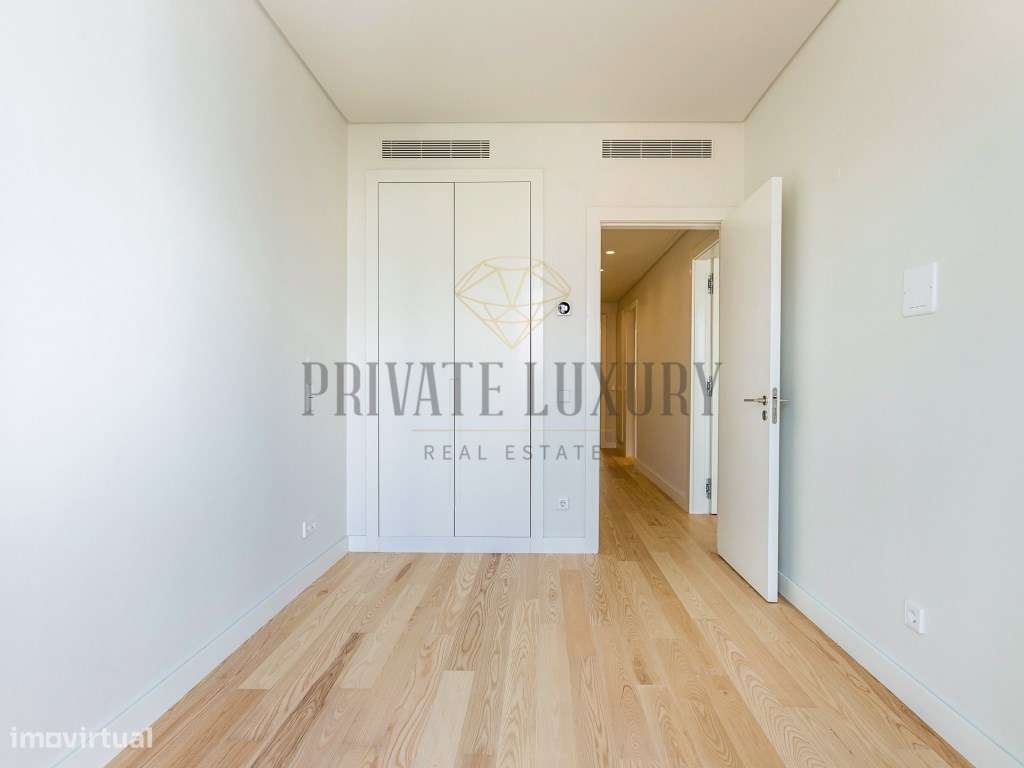 Apartamento T1 com varanda nas Avenidas Novas-21