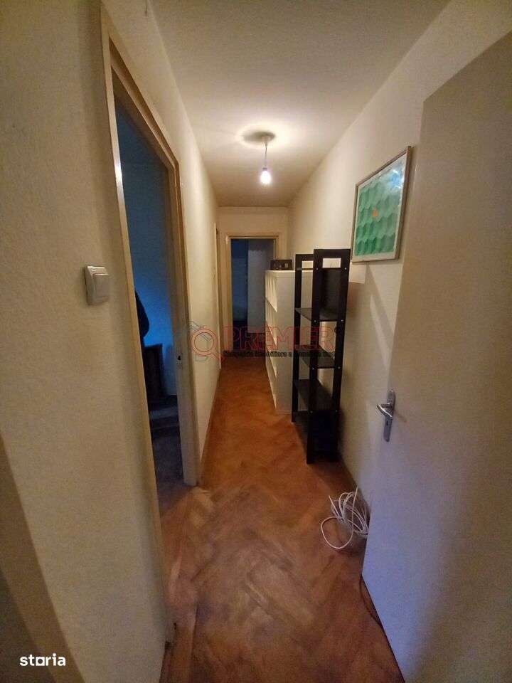 Racovita - Aleea Terasei - Exclusivitate - Necesita Renovare - Imagine principală: 5/12