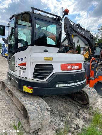 Bobcat E85 minikoparka 2017 rok 4600 mtg - 29