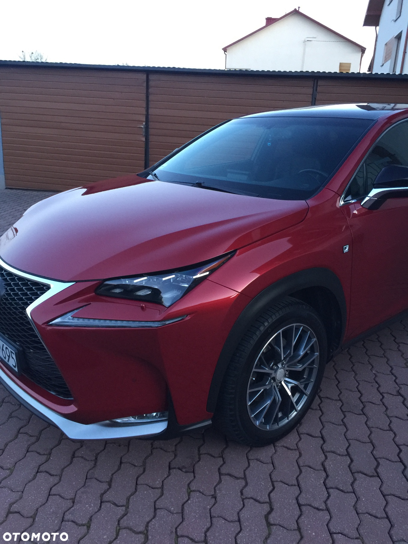 Lexus NX - 3