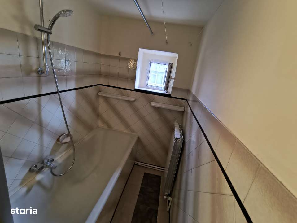 I C Bratianu  sr uri- apartament 3 camere decomandat-14